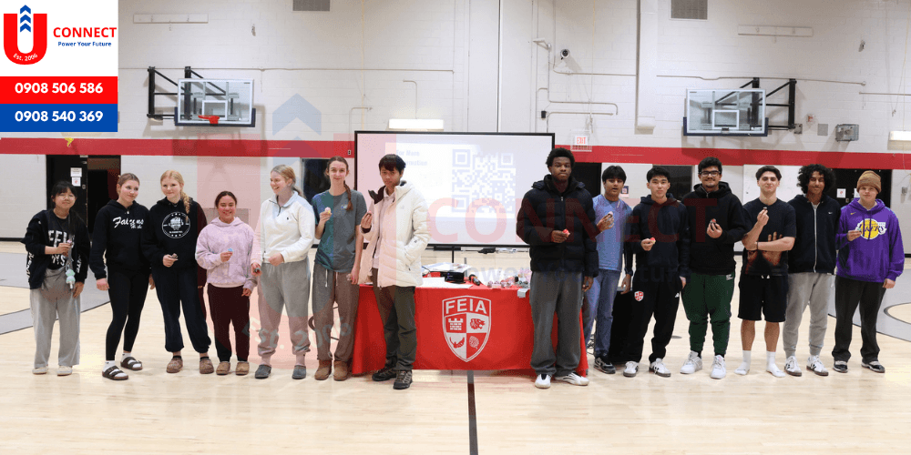Trung học Fort Erie International Academy, bang Ontario, Canada